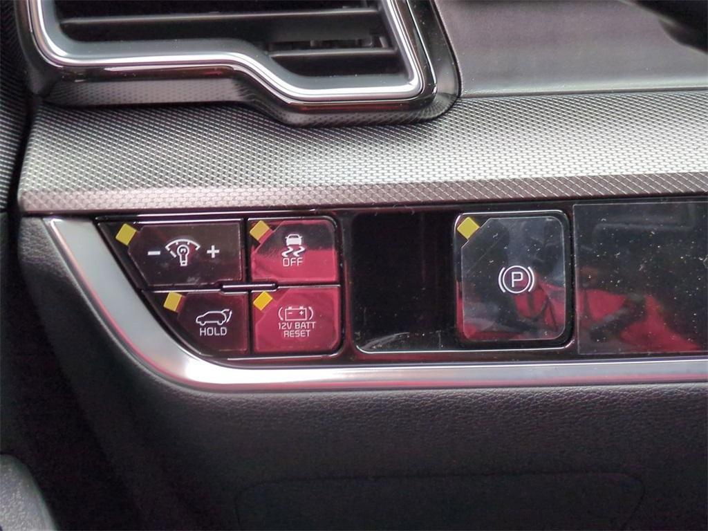 new 2025 Kia Sportage Hybrid car, priced at $38,745