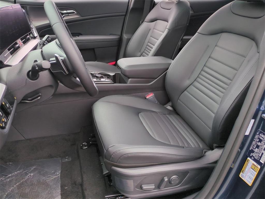 new 2025 Kia Sportage Hybrid car, priced at $38,745