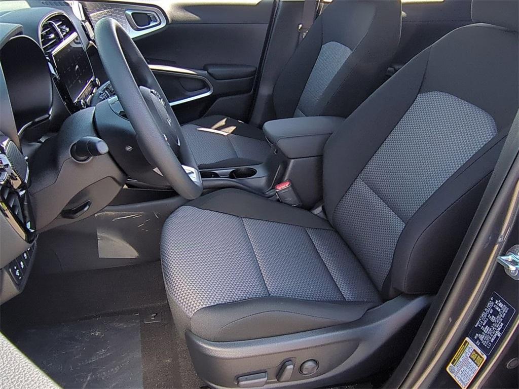 new 2025 Kia Soul car, priced at $23,560