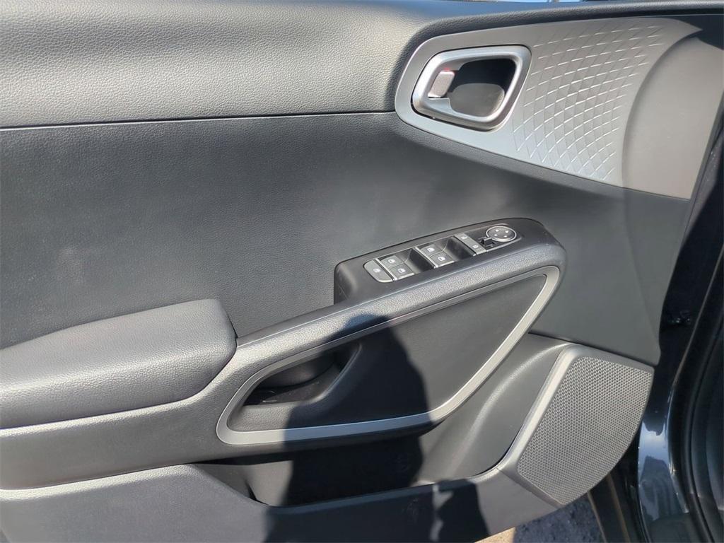 new 2025 Kia Soul car, priced at $23,560