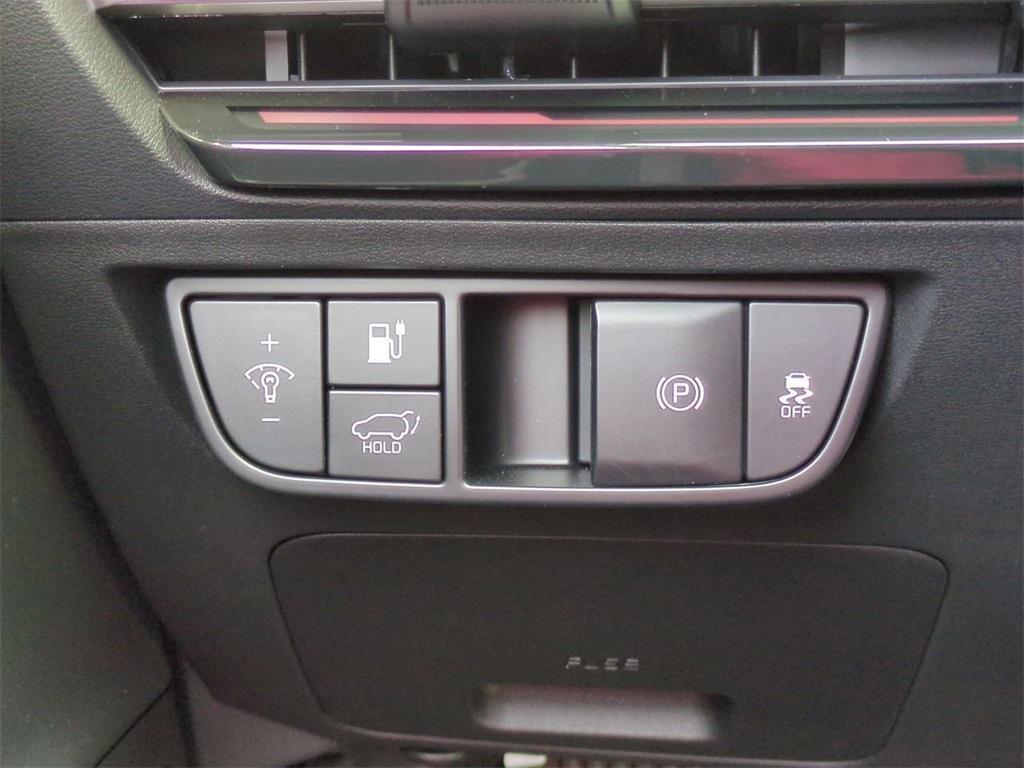 new 2025 Kia EV6 car, priced at $51,910