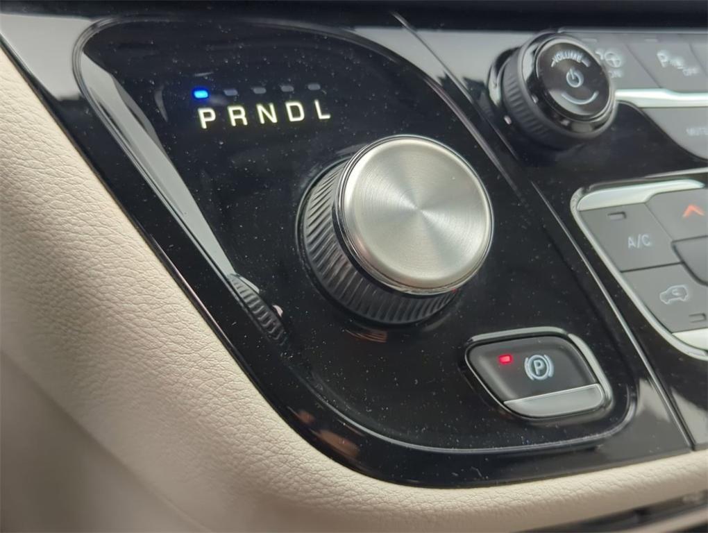 used 2020 Chrysler Pacifica car, priced at $22,995