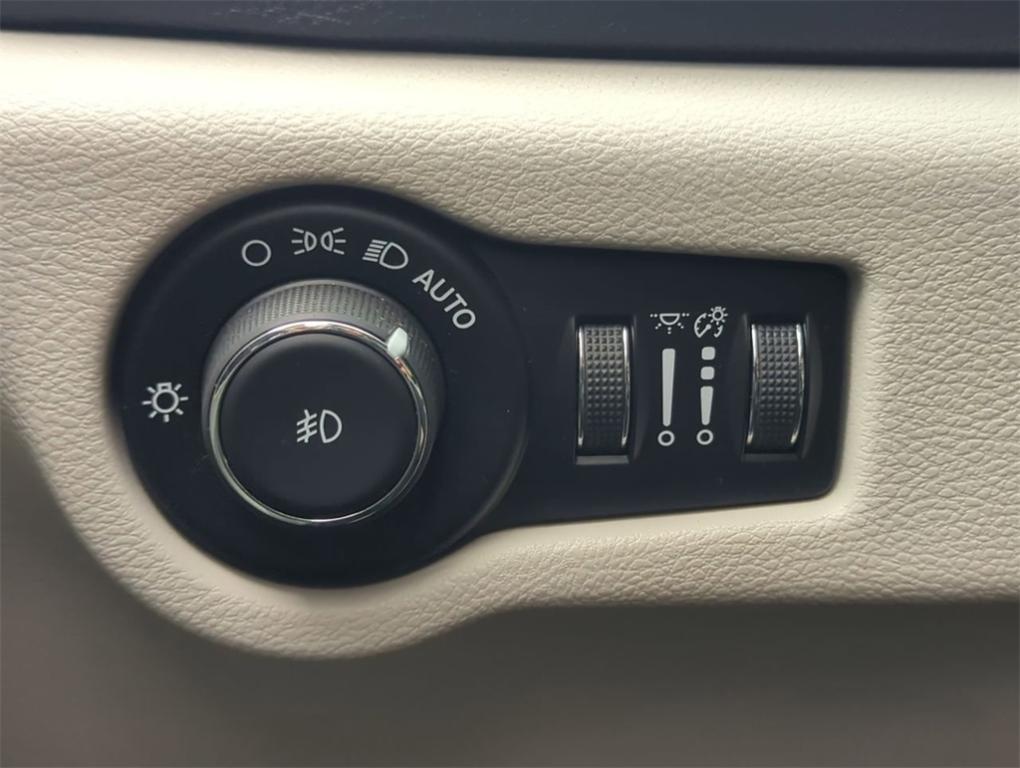 used 2020 Chrysler Pacifica car, priced at $22,995