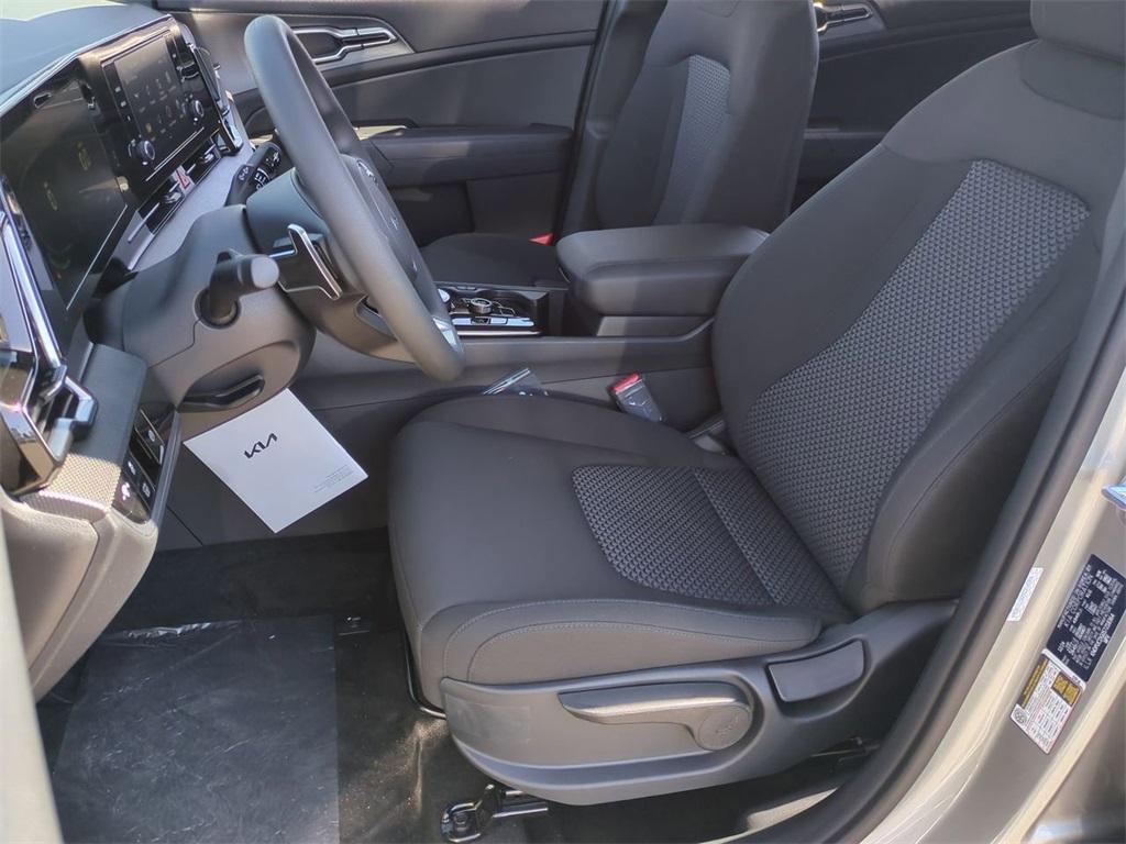 new 2025 Kia Sportage Hybrid car, priced at $31,650