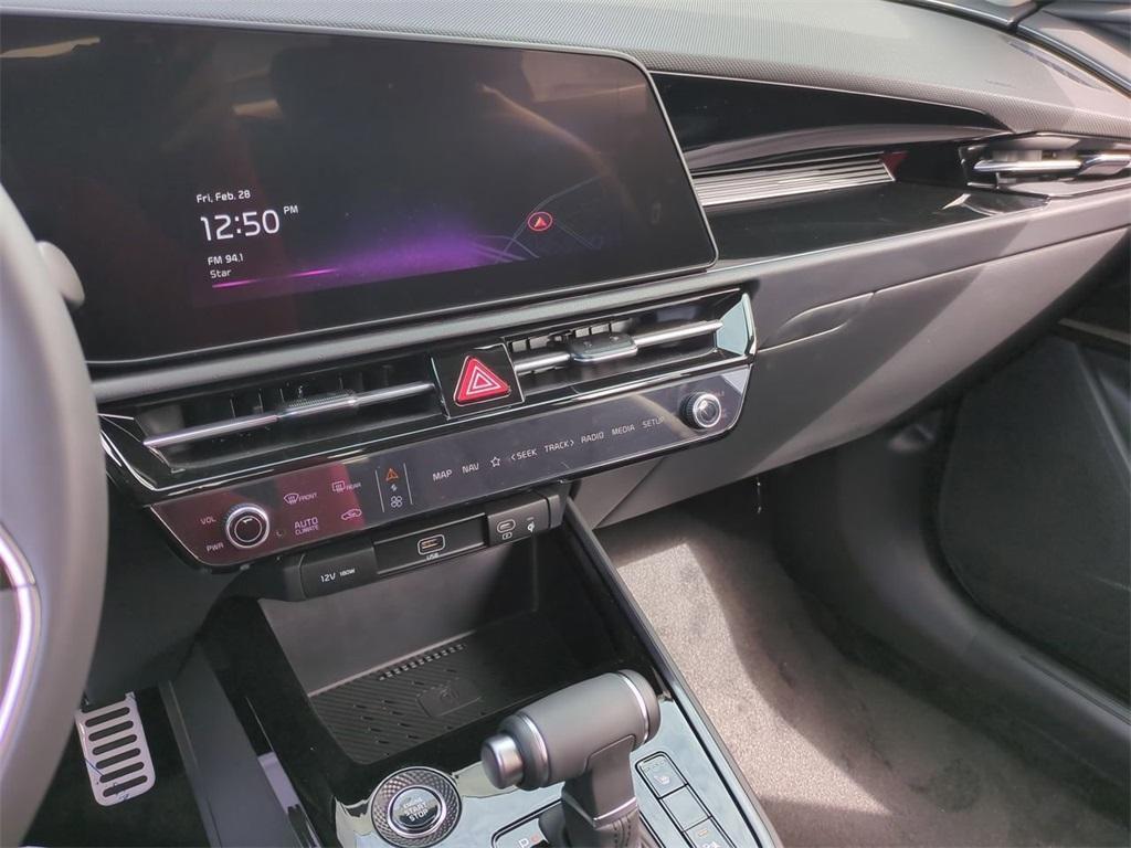 new 2025 Kia Niro car, priced at $31,100