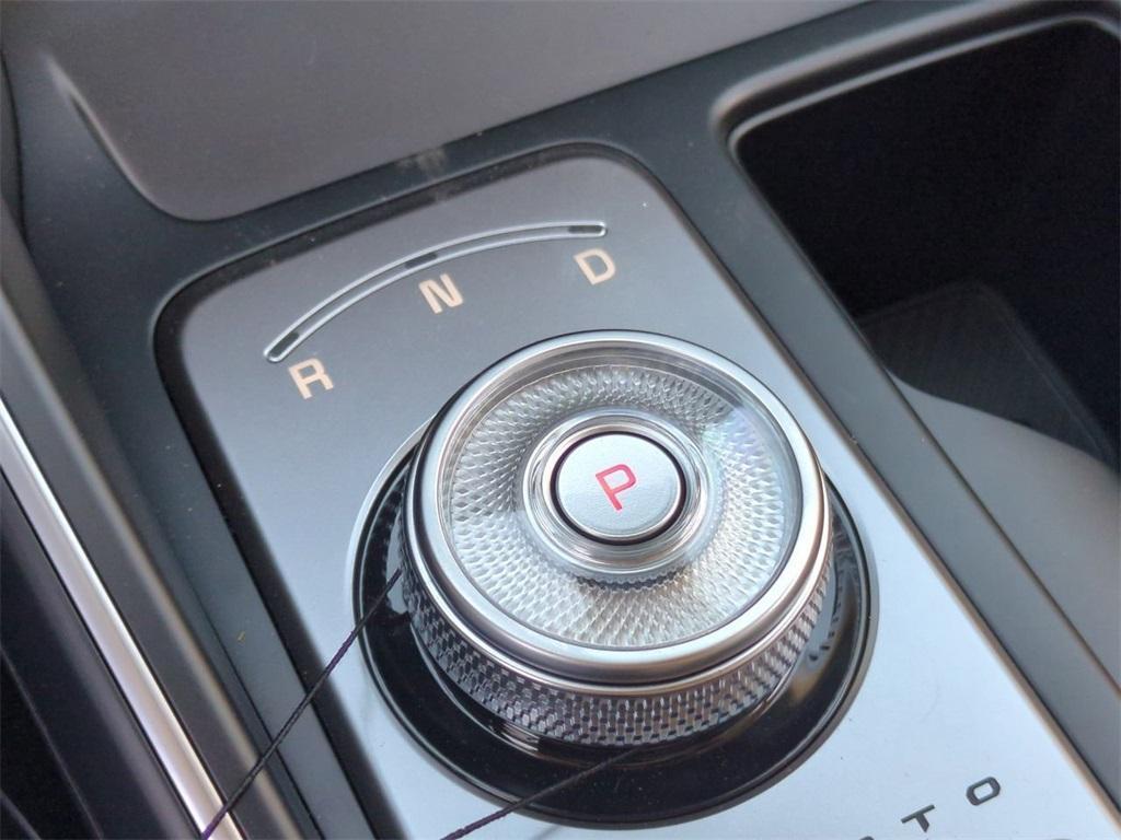 new 2025 Kia Sorento Hybrid car, priced at $37,405