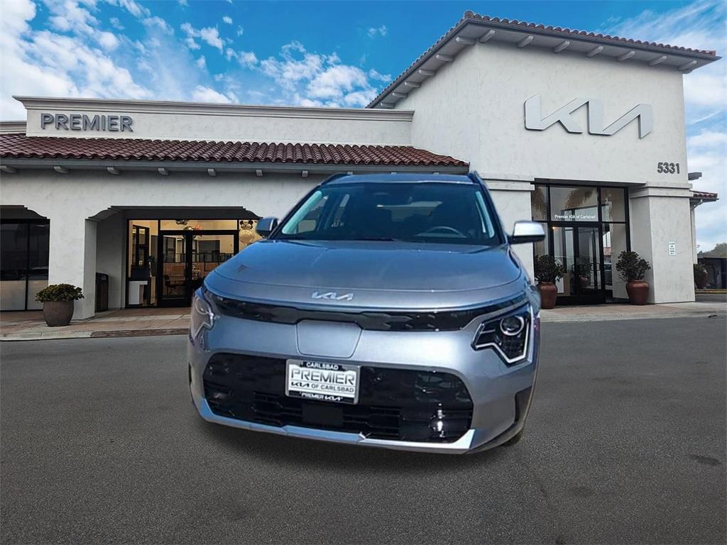 new 2025 Kia Niro EV car, priced at $33,670