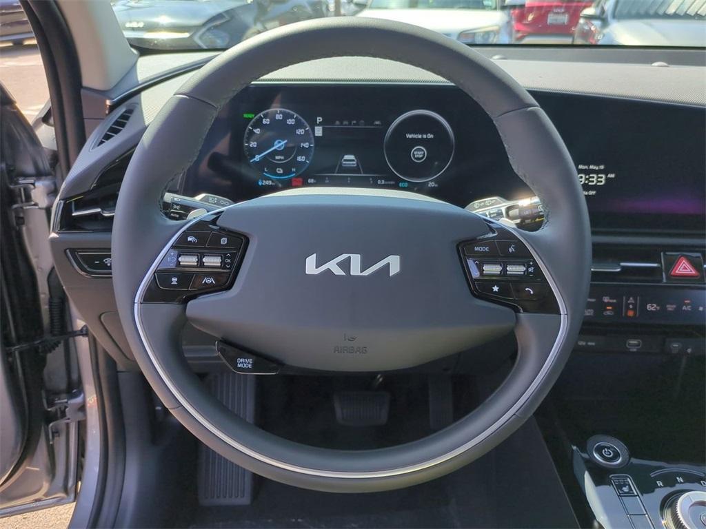 new 2025 Kia Niro EV car, priced at $33,670