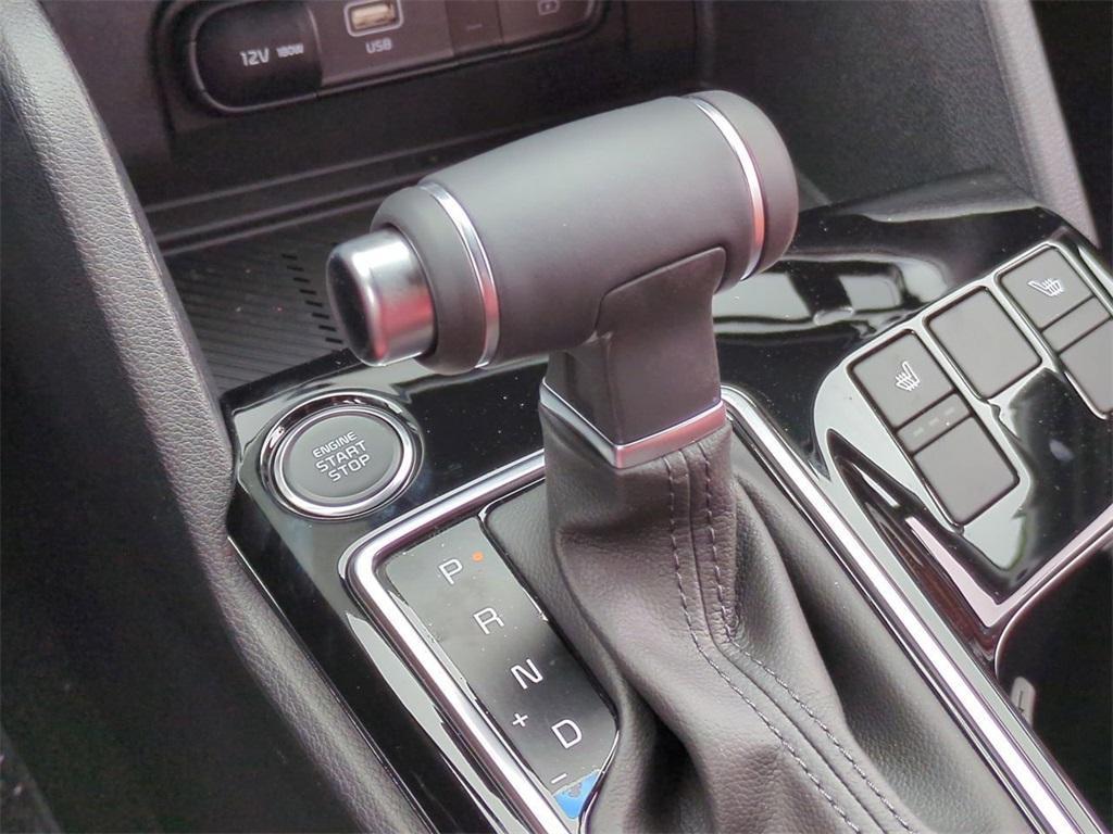 new 2025 Kia Sportage car, priced at $33,205