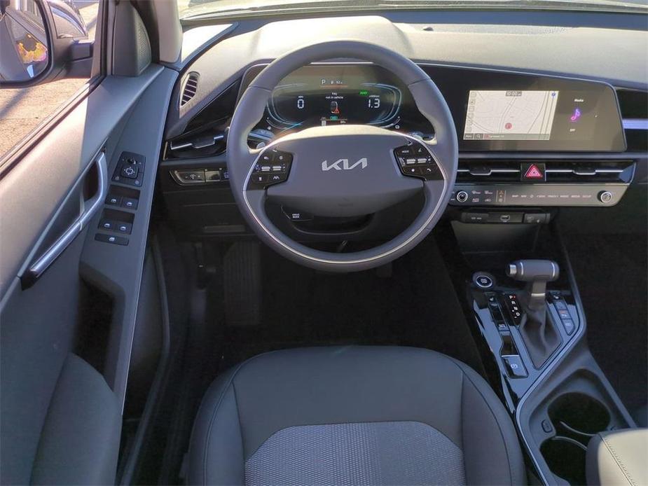 new 2025 Kia Niro car, priced at $31,340