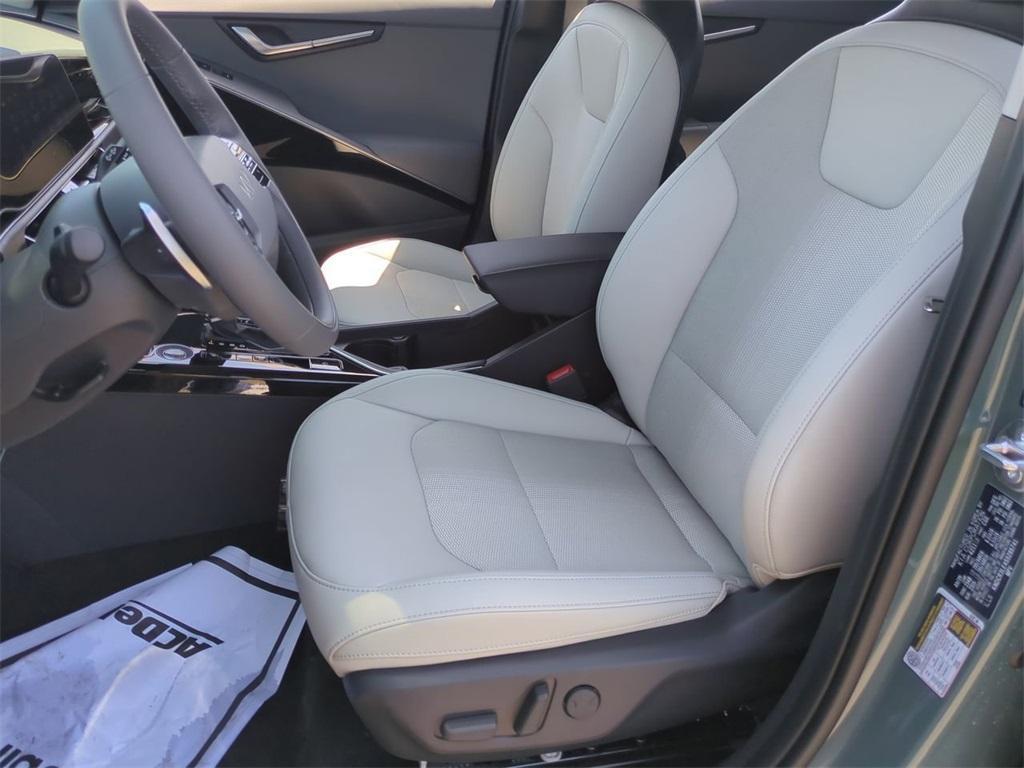 new 2025 Kia Niro car, priced at $30,360