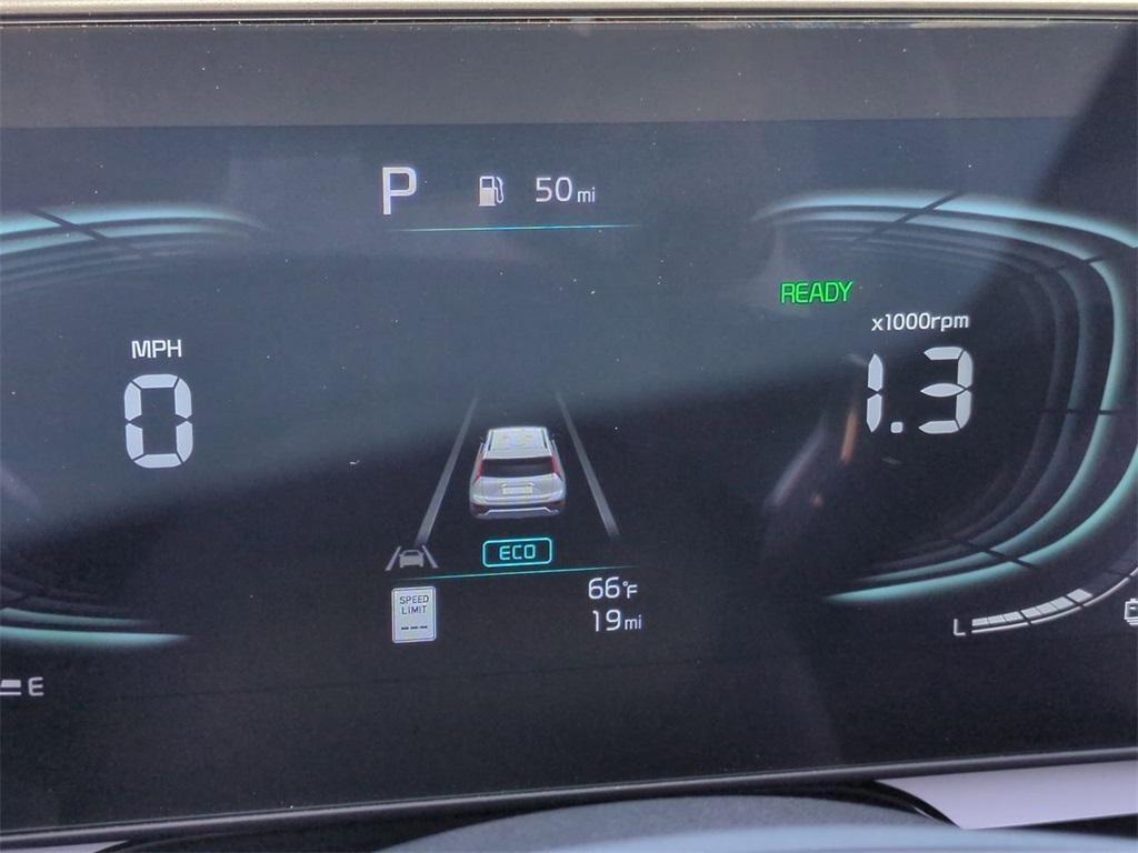 new 2025 Kia Niro car, priced at $30,360