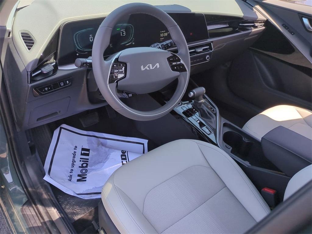 new 2025 Kia Niro car, priced at $30,360