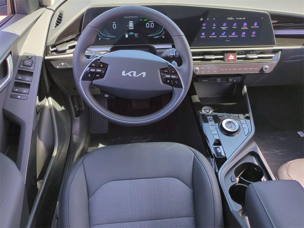 new 2025 Kia Niro Plug-In Hybrid car, priced at $35,160