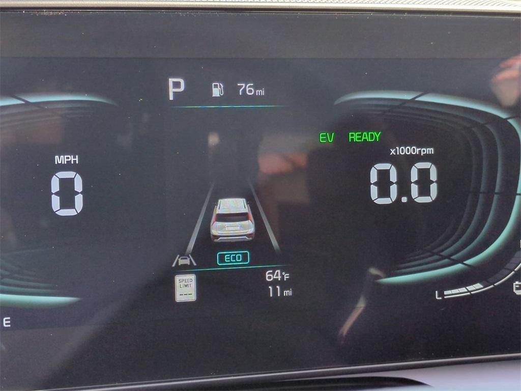 new 2025 Kia Niro Plug-In Hybrid car, priced at $35,160