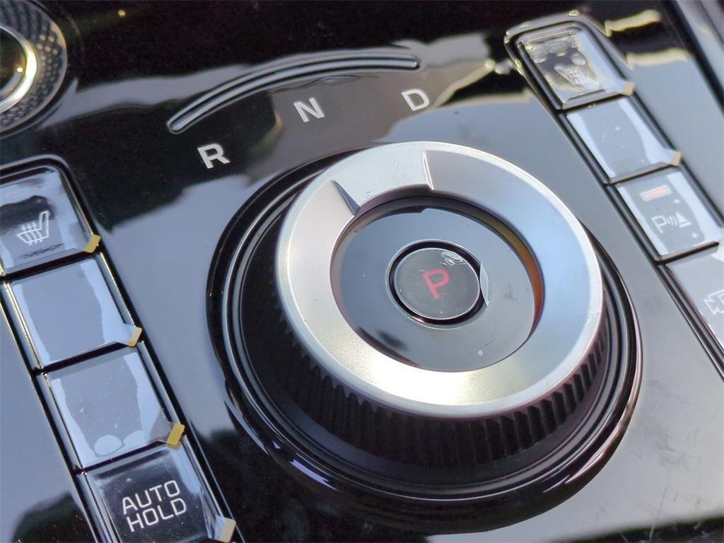 new 2025 Kia Niro Plug-In Hybrid car, priced at $35,160