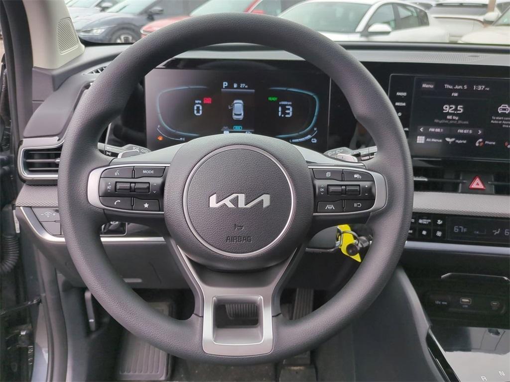 new 2025 Kia Sportage Hybrid car, priced at $30,065