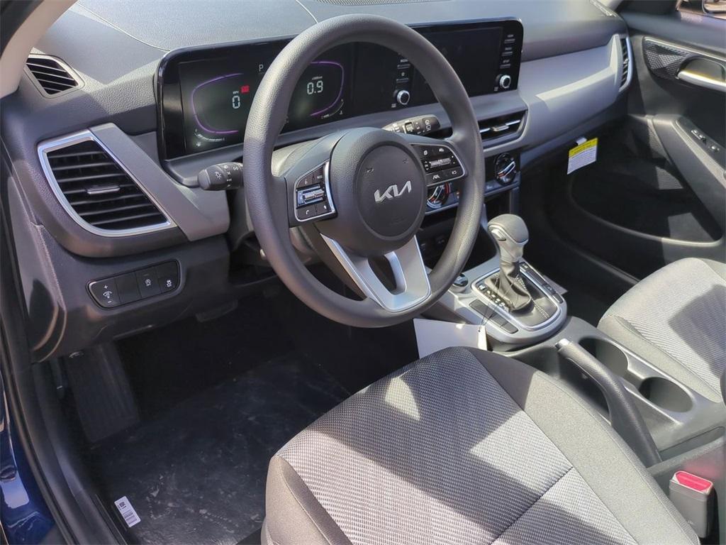 new 2025 Kia Seltos car, priced at $25,585