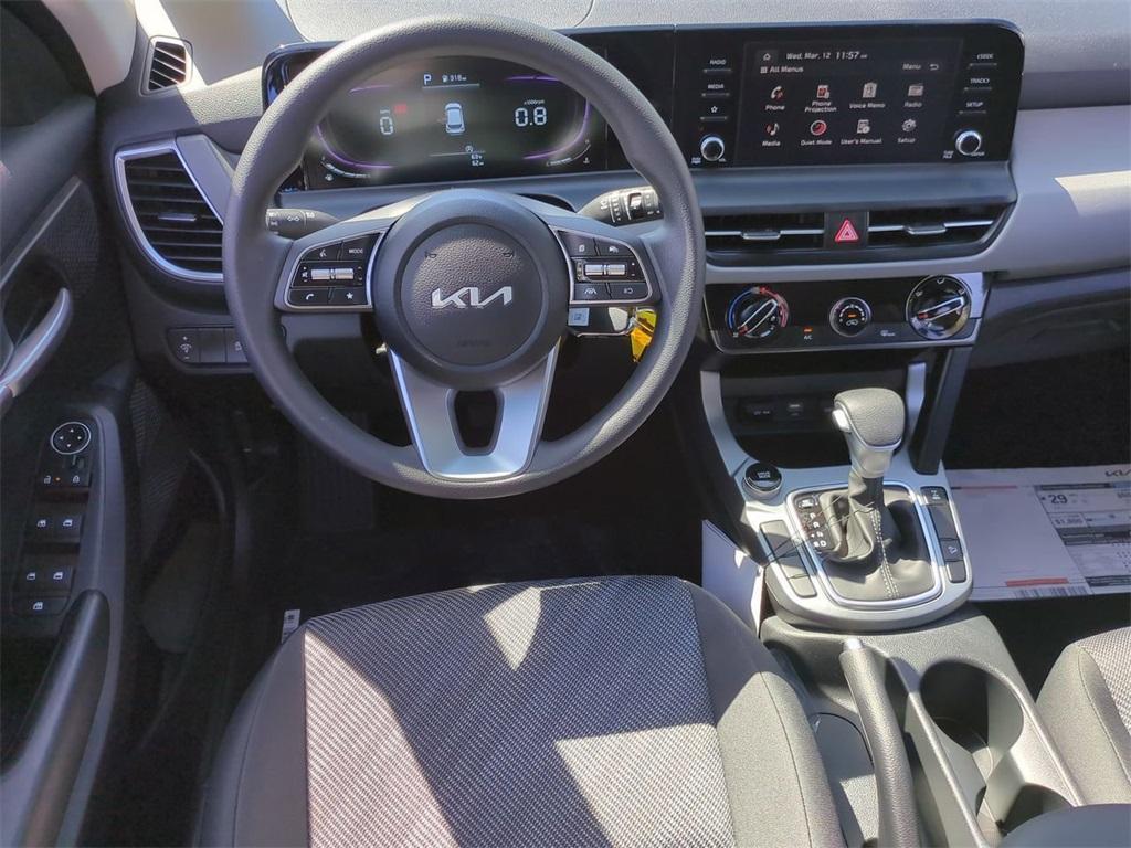 new 2025 Kia Seltos car, priced at $25,585