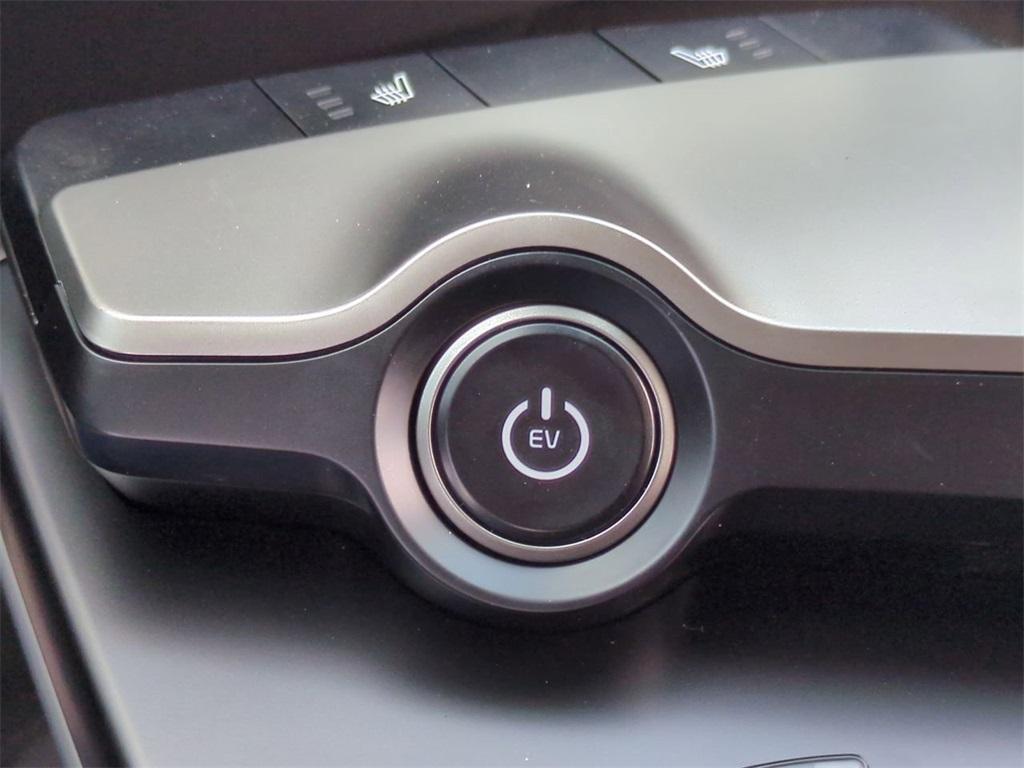 new 2025 Kia EV6 car, priced at $47,040