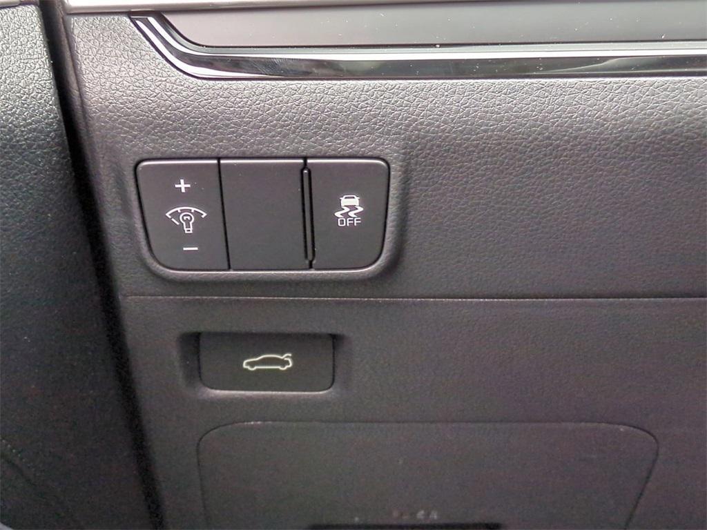 new 2025 Kia K5 car, priced at $27,850