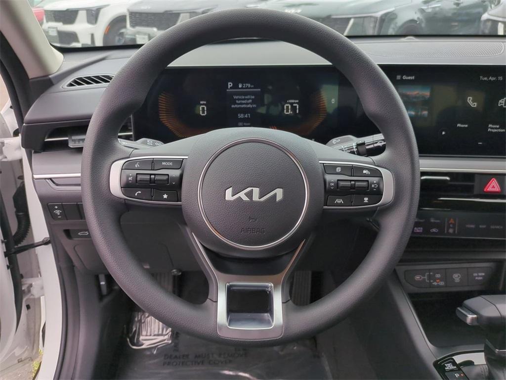 new 2025 Kia K5 car, priced at $27,850