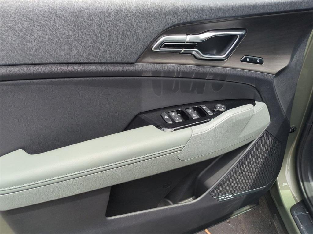 new 2025 Kia Sportage Plug-In Hybrid car, priced at $44,990