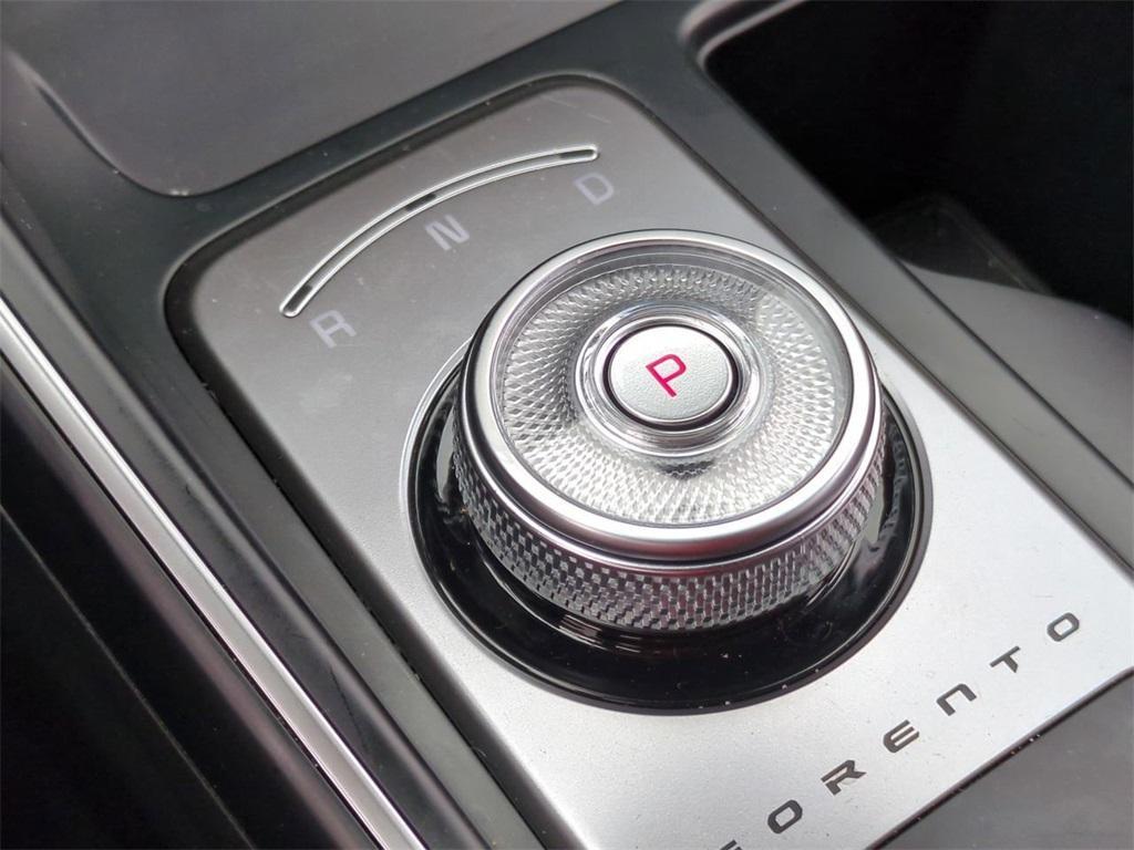 new 2025 Kia Sorento Hybrid car, priced at $39,130