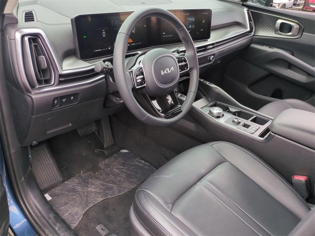 new 2025 Kia Sorento Hybrid car, priced at $39,130