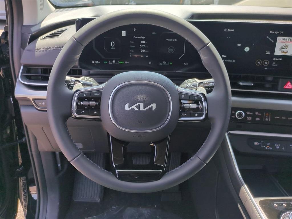 new 2025 Kia Carnival Hybrid car, priced at $50,095