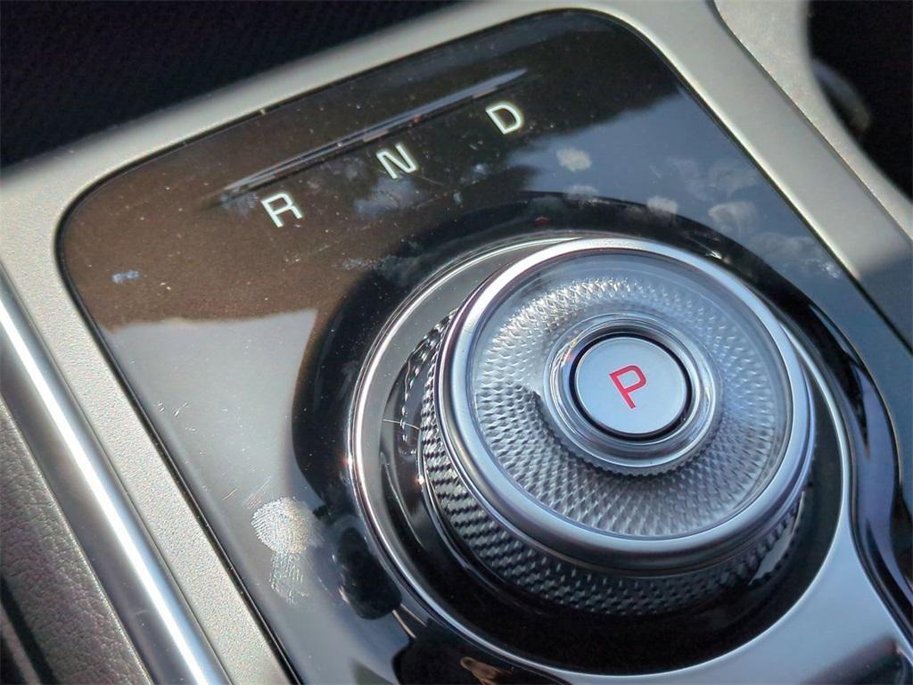 new 2025 Kia Carnival Hybrid car, priced at $50,095