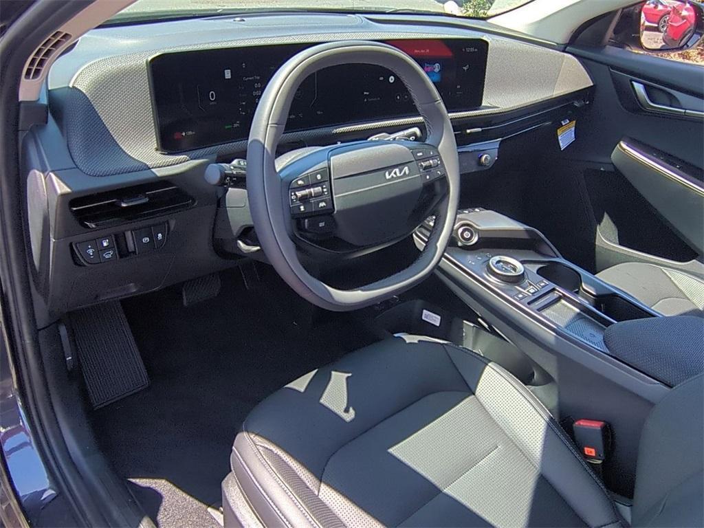 new 2025 Kia EV6 car, priced at $48,980