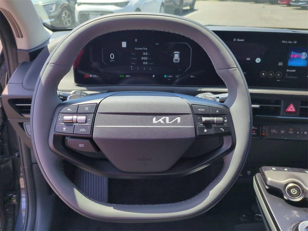 new 2025 Kia EV6 car, priced at $48,980