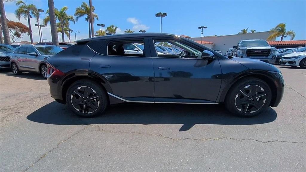 new 2025 Kia EV6 car, priced at $48,980