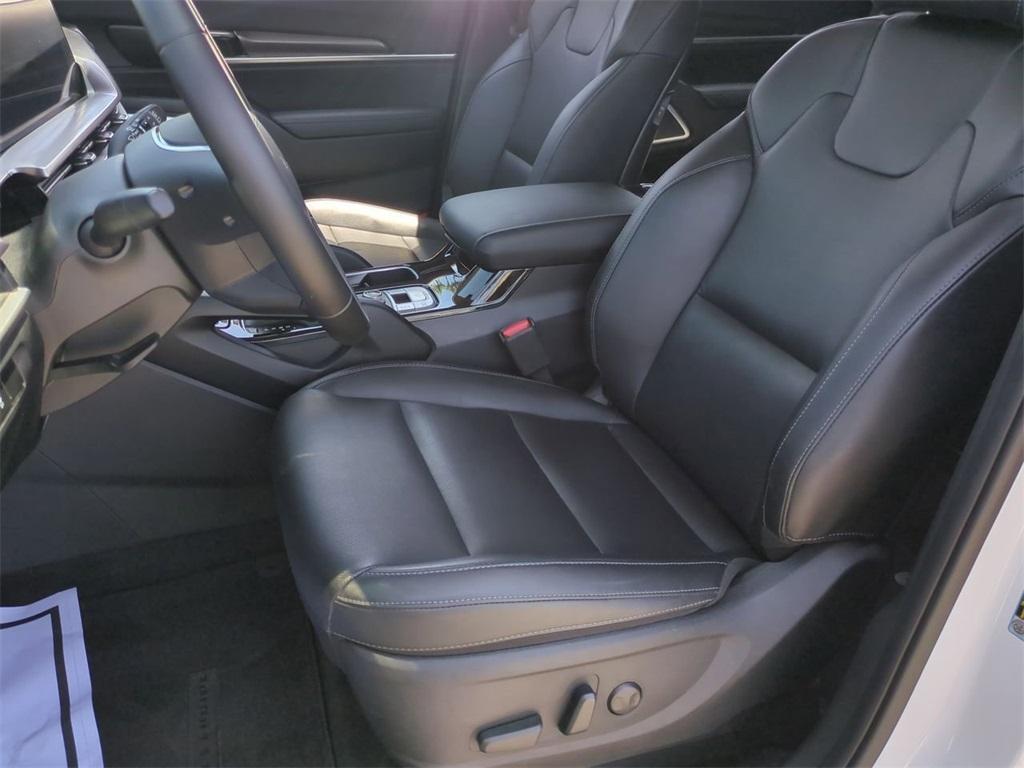 used 2023 Kia Telluride car, priced at $33,790