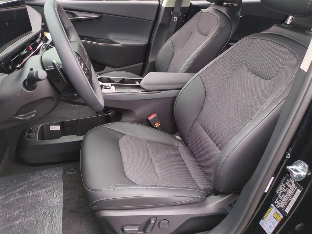new 2025 Kia EV6 car, priced at $45,450