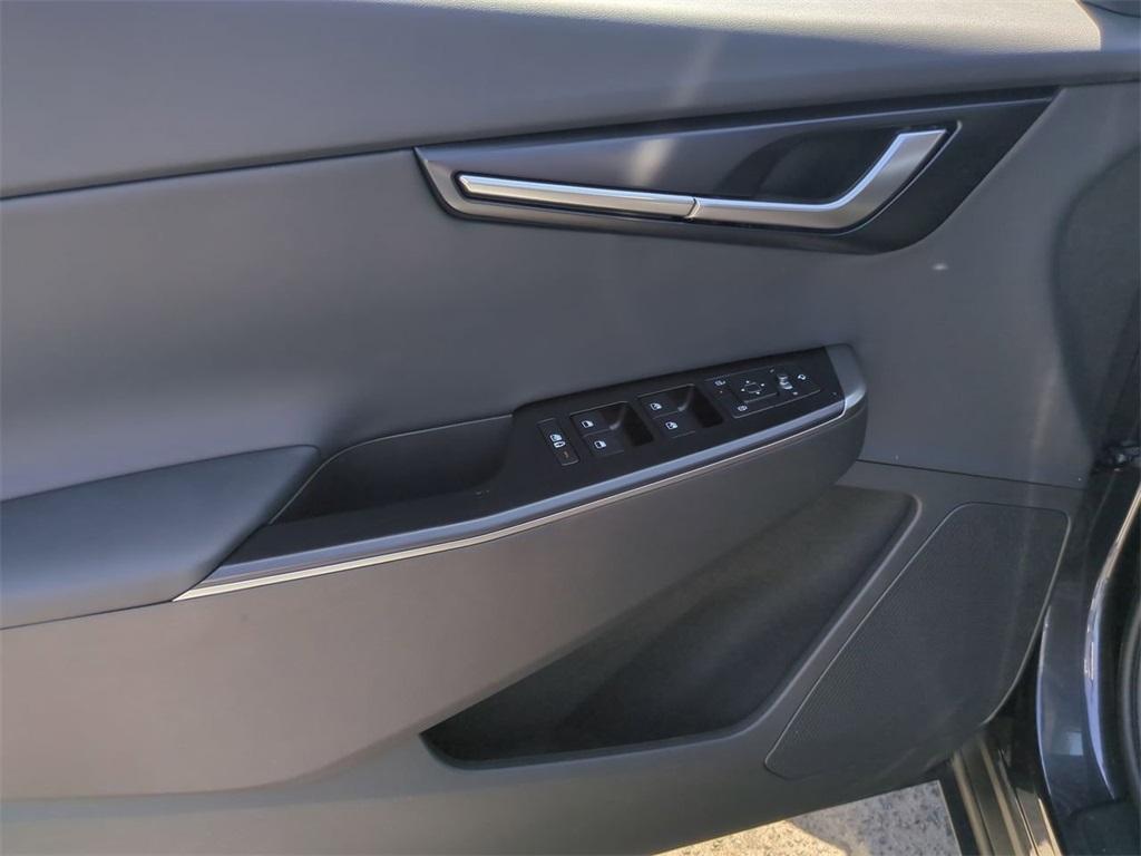 new 2025 Kia EV6 car, priced at $47,040