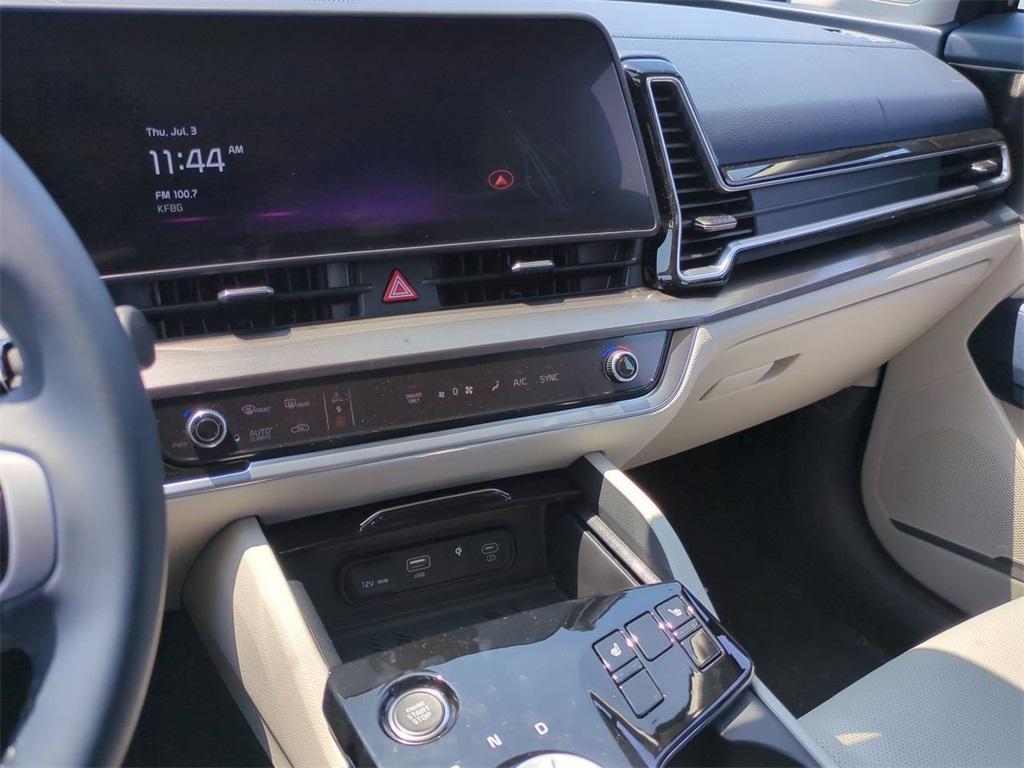 new 2025 Kia Sportage Hybrid car, priced at $34,410