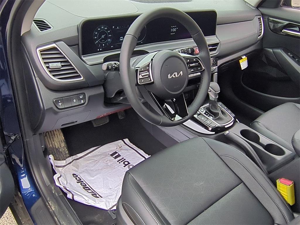 new 2025 Kia Seltos car, priced at $28,725