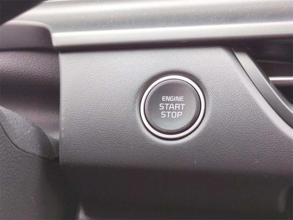 new 2025 Kia Seltos car, priced at $28,725
