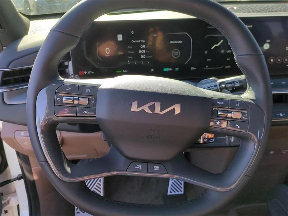 new 2024 Kia EV9 car, priced at $77,030