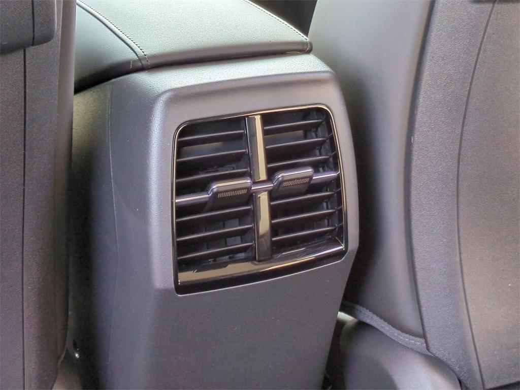 new 2025 Kia Niro Plug-In Hybrid car, priced at $35,555
