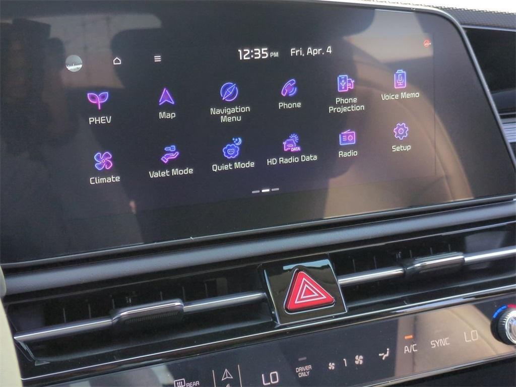 new 2025 Kia Niro Plug-In Hybrid car, priced at $35,555