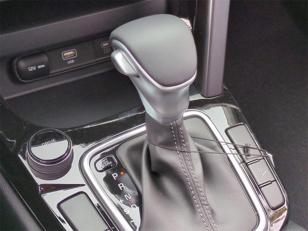 new 2025 Kia Seltos car, priced at $26,420