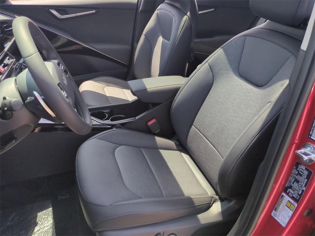 new 2025 Kia Niro EV car, priced at $38,065