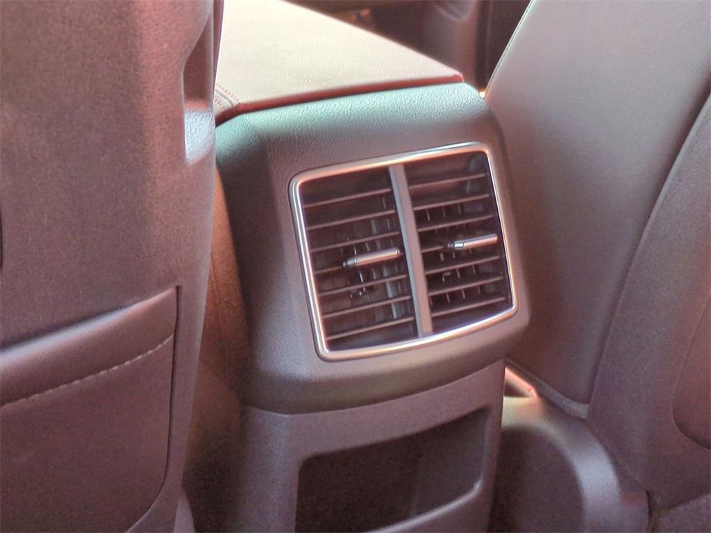 new 2025 Kia Sportage Hybrid car, priced at $38,610