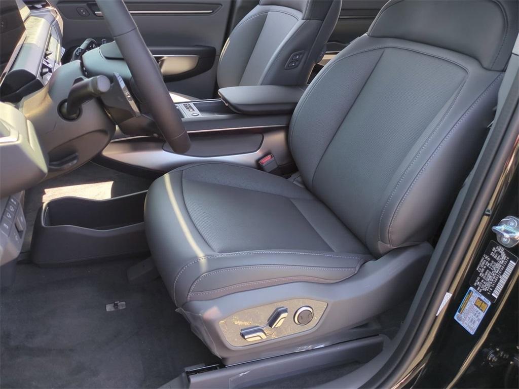 new 2026 Kia EV9 car, priced at $51,315