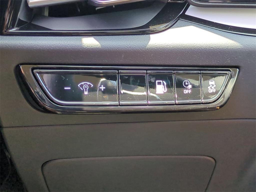 new 2025 Kia Niro Plug-In Hybrid car, priced at $35,060