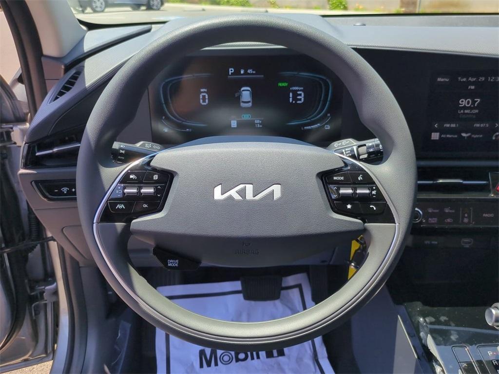 new 2025 Kia Niro car, priced at $27,760