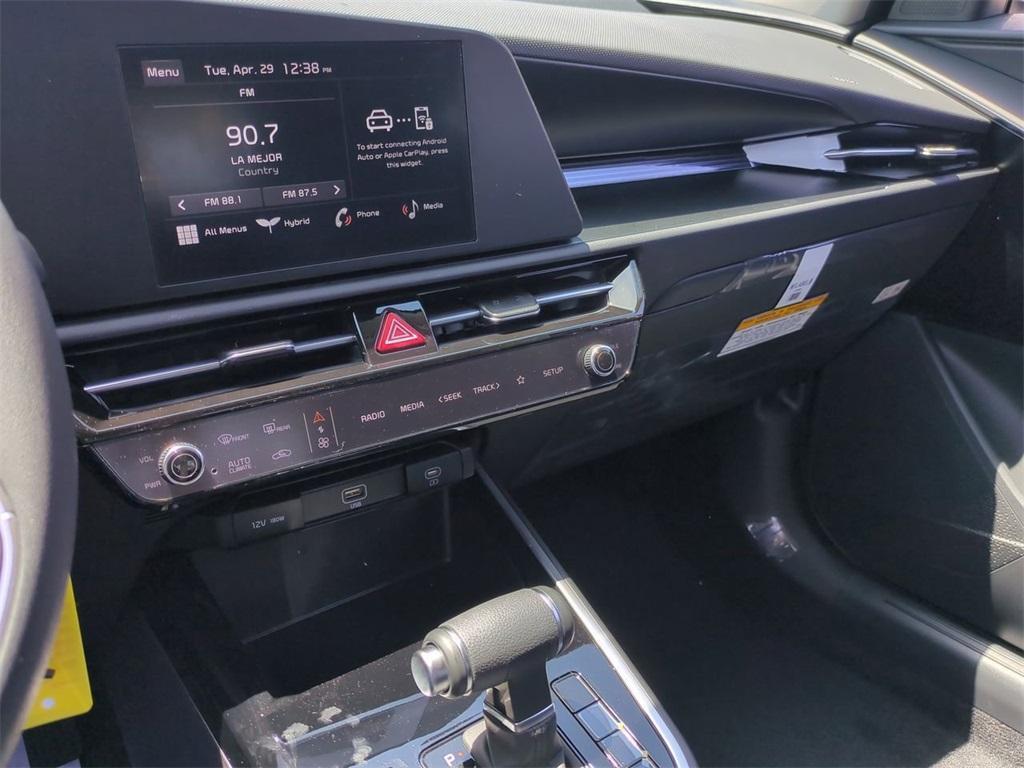 new 2025 Kia Niro car, priced at $27,760